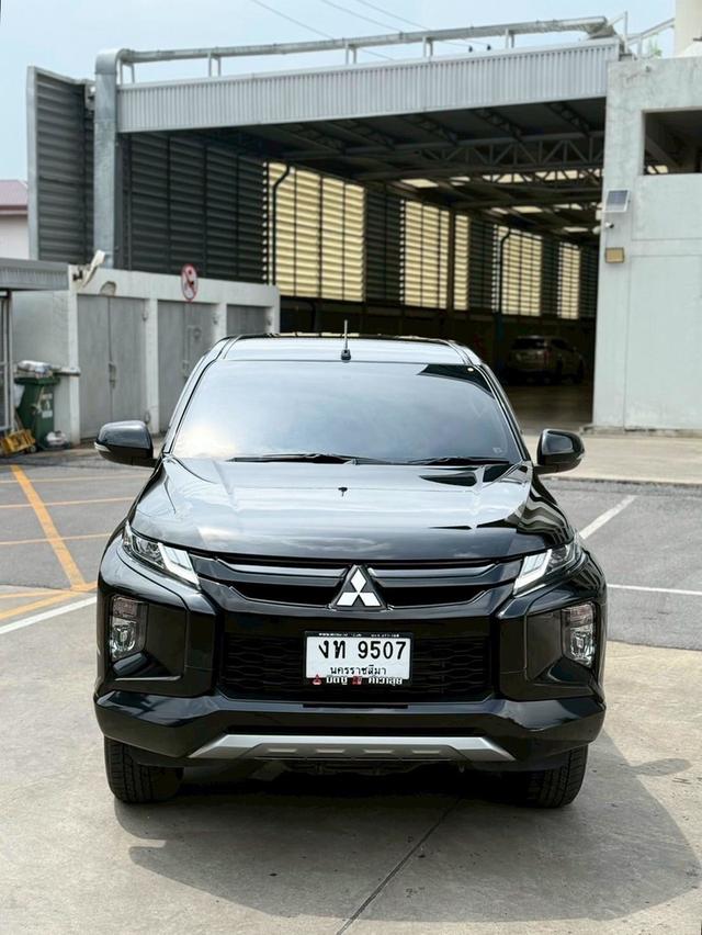 MITSUBISHI TRITON 2.4GT PLUS BOUBLE CAB 2021 สีดำ เกียร์ธรรมดา ดีเซล มือเดียวป้ายแดง 2