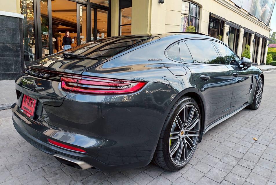 🐸 AAS executive ช่วงยาว Waranty ล้นๆ ใหม่กริ้บพลาสติกยังอยู่ครับ 😁😁 New Arrival!! ❤️ Porsche Panamera 4 E -hybrid executive 2019 Top Option รูปย่อยที่ 4