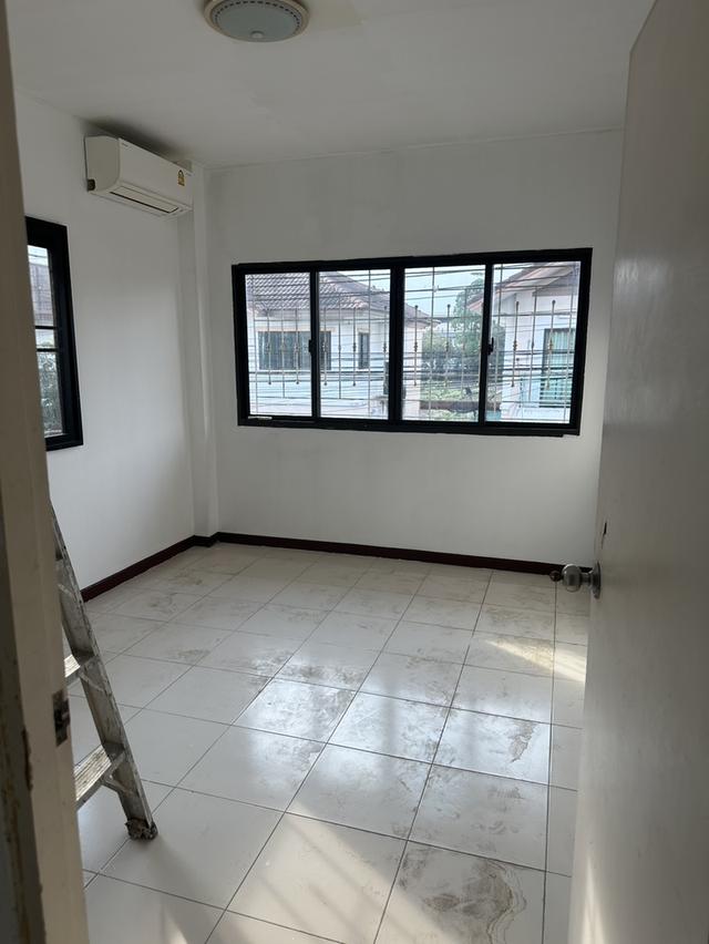 ขายบ้าน หมู่บ้านสบาย ปภาวรินท์ นครปฐมสาย5 วัดไร่ขิง36 8