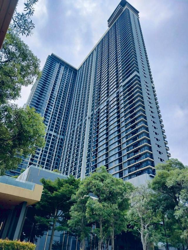 ขายคอนโด ใกล้รถไฟฟ้าและท่าเรือเจ้าพระยา  คอนโดหรู เดอะ โพลิแทน รีฟ (The Politan Rive) 1