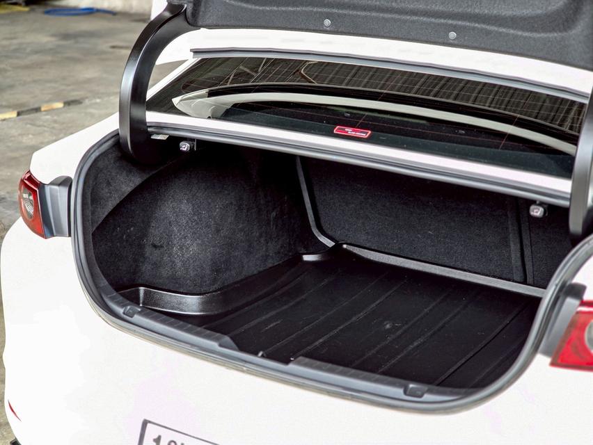 รหัสรถ CBLX1227 🔥 MAZDA3 2.0C Sedan AT (Gen 4)ปี 2019 จดทะเบียน 2020 รูปที่ 8