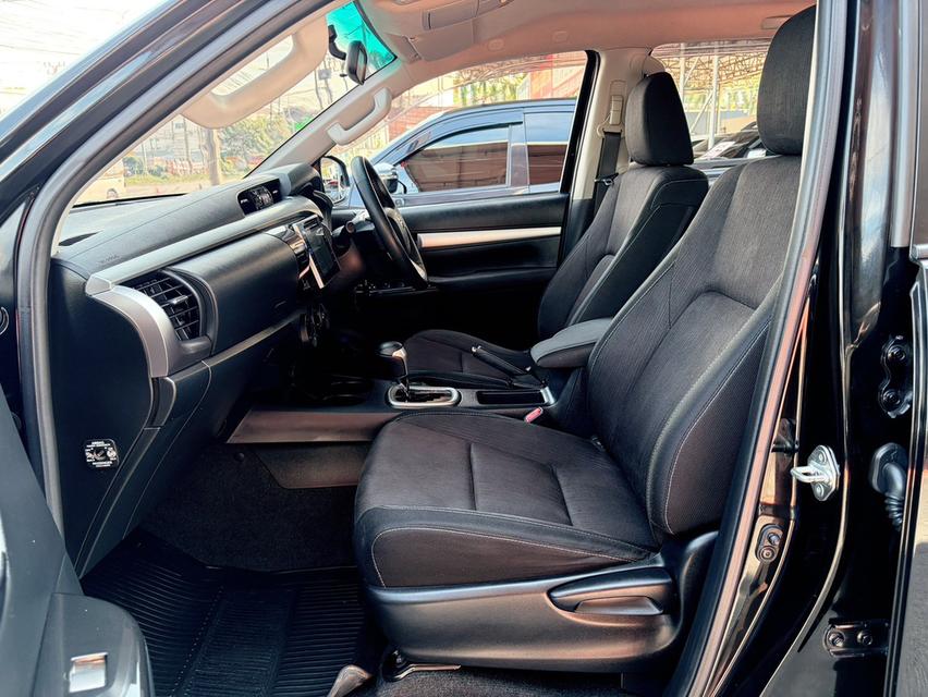 Toyota Revo 2.4E ปี18 13