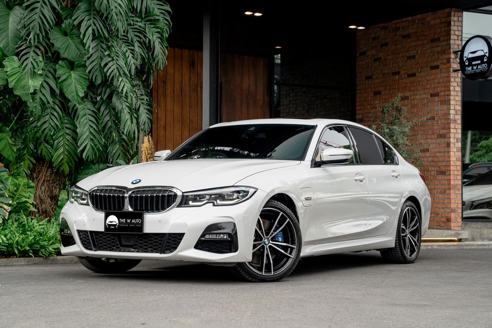 BMW 330e M Sport Plug-in Hybrid รุ่น G20 ปี 2023 🩵❤️รุ่นท็อป G20 เข้าใหม่!  ราคานี้จัดว่าคุ้มมากก!⚡️