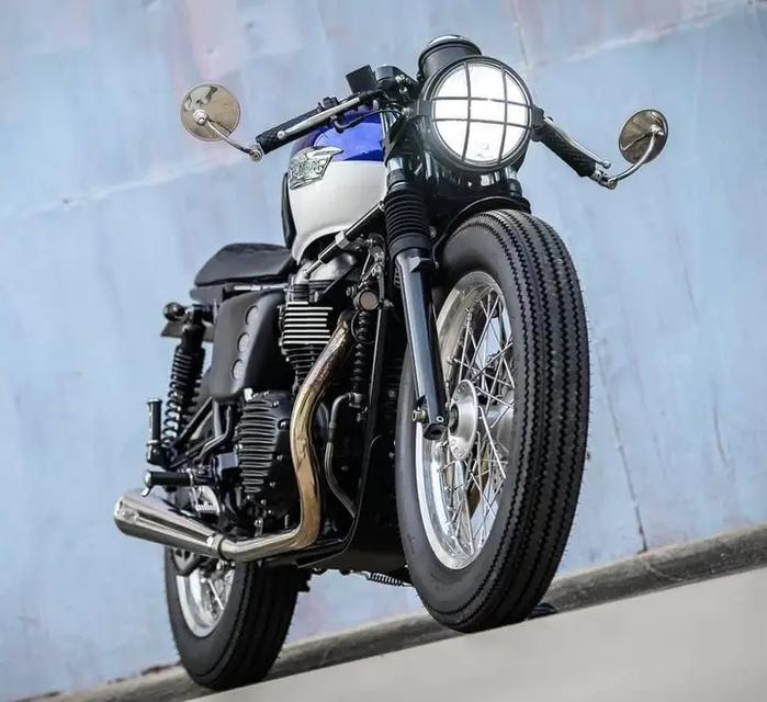 ส่งต่อ Triumph Thruxton  จังหวัด ภูเก็ต