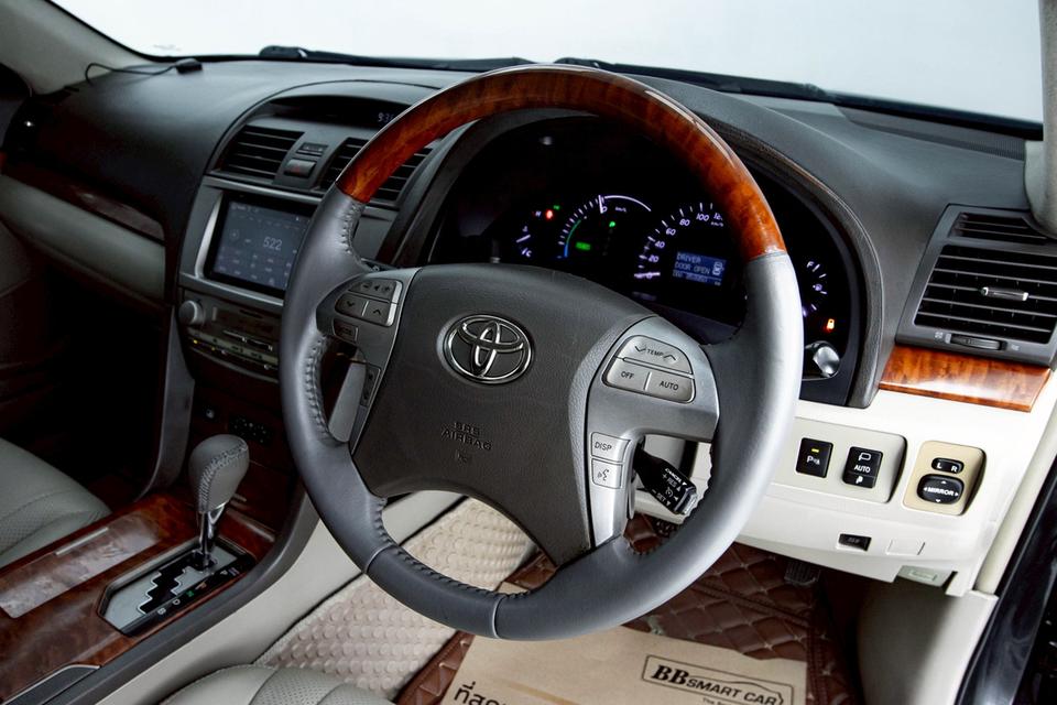  TOYOTA CAMRY 2.4 HYBRID 2011  17