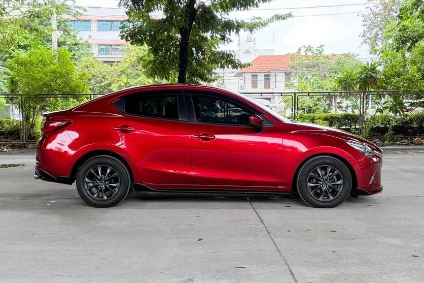 🚗 2018 Mazda 2 1.3 High Connect AT รูปที่ 4