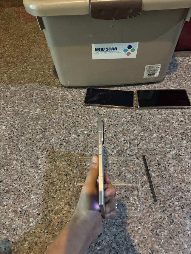 ขายๆๆๆถูกSamsungFold6สีใหม่หายากSilver Shadow 512กิ๊กแถมปากกาให้ด้วยคับสูนTrueสภาพสวยการใช้งานดีเยี่ยมทุกๆฟังชั่นเครื่องรีสโตได้ตลอดไม่มีติดแอคเค้าใดๆ รูปที่ 5