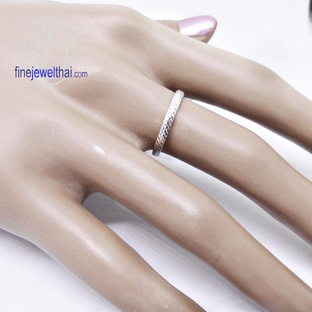 Finejewelthai แหวนคู่รักสำหรับคนรุ่นใหม่ ดีไซน์มินิมอล มีเอกลักษณ์ RC123900 4