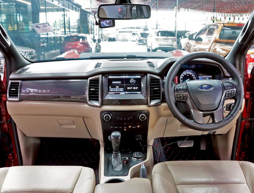 FORD EVEREST 3.2 TITANIUM+ 4WD ปี2016ตัวท็อปสุดของรุ่น  ชุดแต่งรอบคัน 4