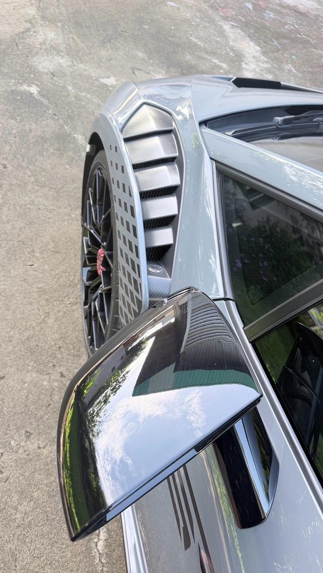 Lamborghini huracan STO รูปที่ 9