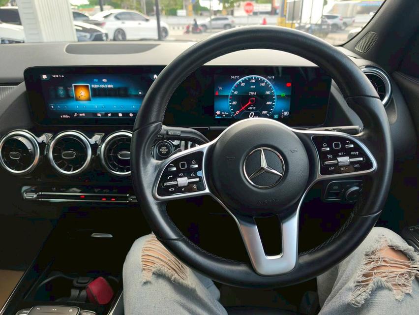 รหัสรถ KPV8478 2021 BENZ GLA-200 AMG DYNAMIC