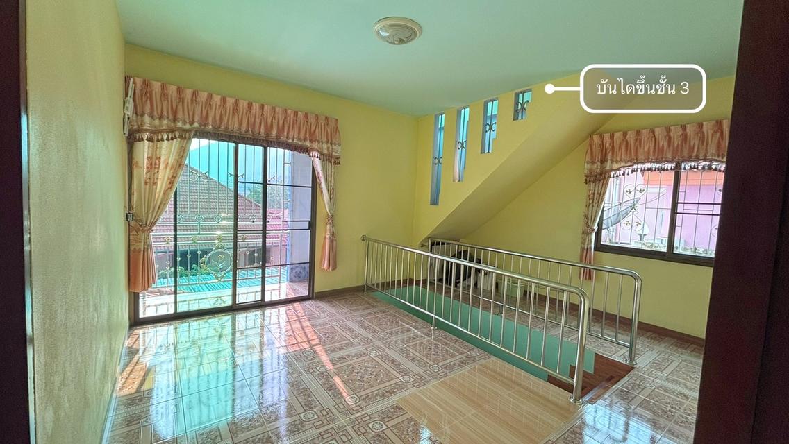ขายบ้านครอบครัวใหญ่ 3 ชั้น 5 ห้องนอน จอดรถ2คัน แม่สาย เชียงราย 11