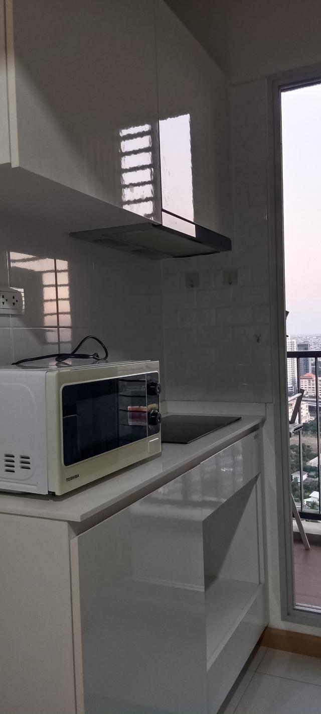 คอนโดให้เช่าติดรถไฟฟ้าเดอะเพรสซิเดนท์3สาทรราชพฤกษ์ 10