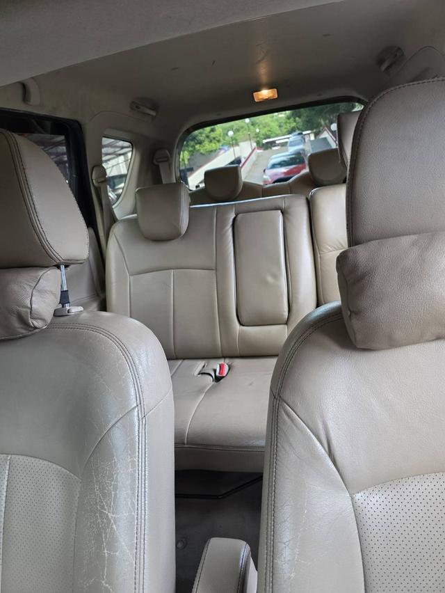 Suzuki Ertiga 2013 รถบ้าน เข้าศูนย์ตลอด