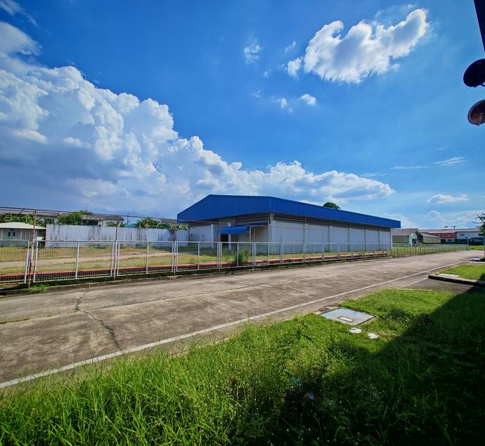 ให้เช่าพื้นที่ขนาดใหญ่ / แบ่งเช่าได้ ใกล้เซ็นทรัลเวสต์เกต บางใหญ่ นนทบุรี ใกล้รถไฟฟ้าสีม่วง 3