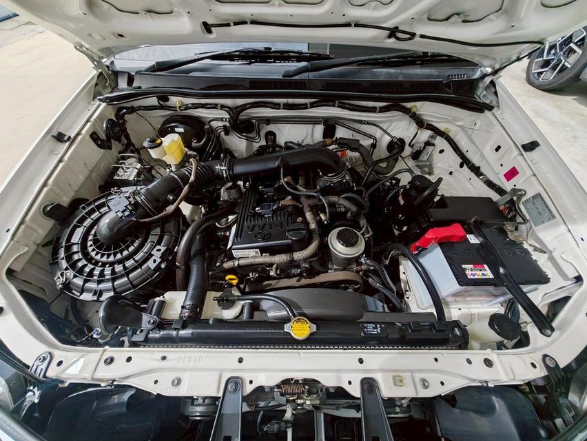 TOYOTA FORTUNER 2.7V