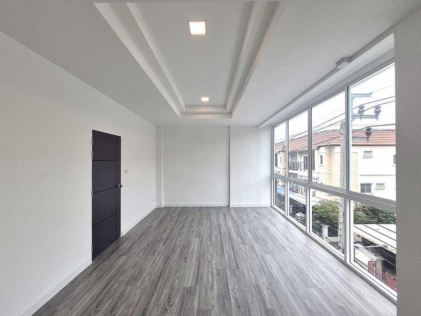 ขาย ทาวน์โฮม หมู่บ้าน เดอะทาวน์ พระราม 5 - นครอินทร์ 19