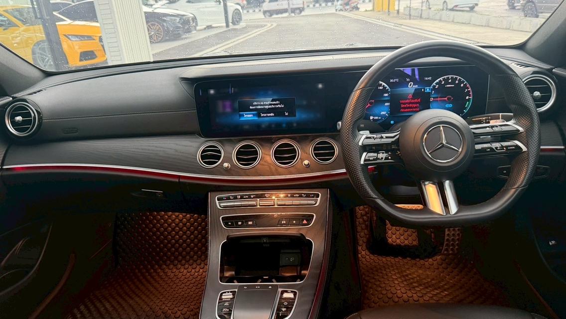 รหัสรถ KPV53 2021 BENZ E300e 2.0 AMG DYNAMIC FACELIFT รูปที่ 8