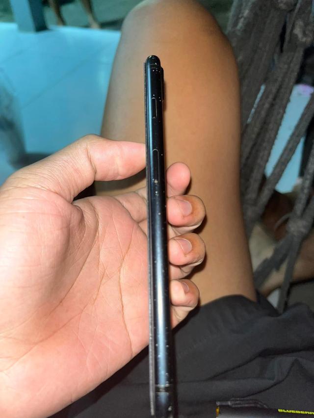 iPhone 8 Plus  6