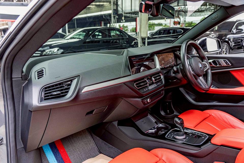 รหัสรถ NP1959 รุ่นรถ : BMW 220i M SPORTปีรถ : 2021 9