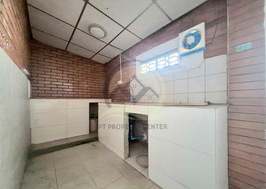 บ้านแฝด 2 ชั้น สร้างเอง ซอยรามอินทรา 8 แยก 5 11