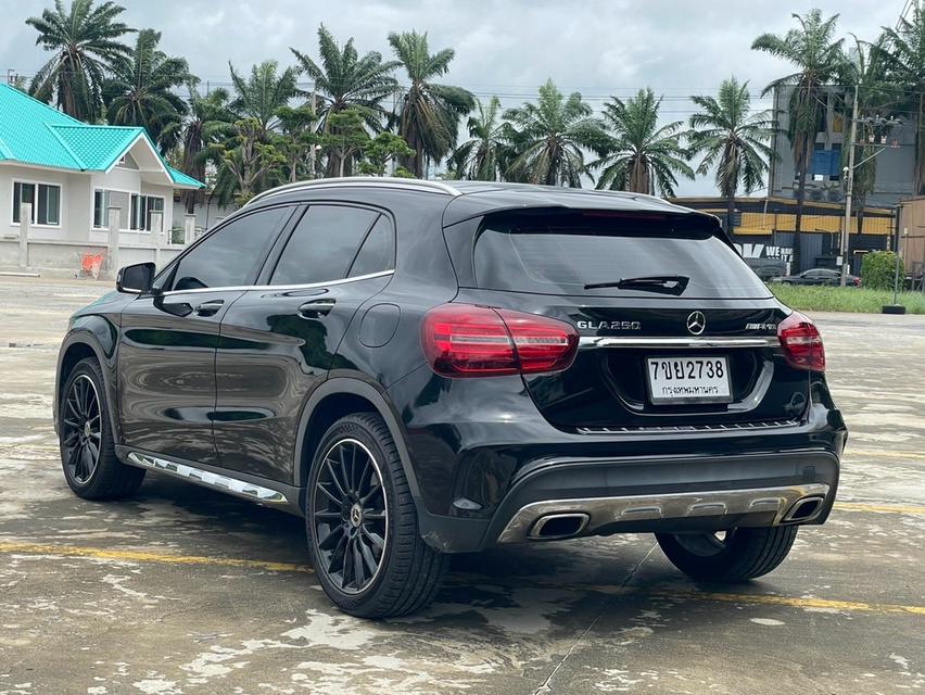 Mercedes-Benz GLA250 AMG ปี 2018 สีดำ ออโต้ รูปที่ 5