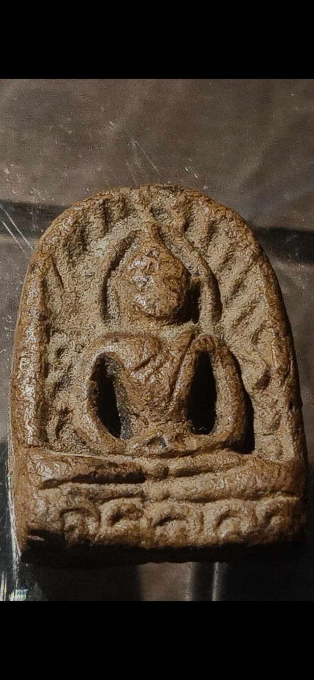 พระซุ้มกอพิมพ์ใหญ่