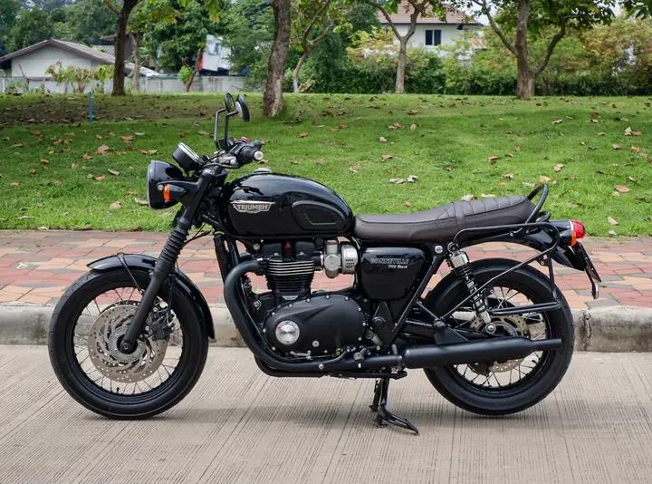 ส่งต่อเครื่องสวยราคาดี Triumph Bonneville T120