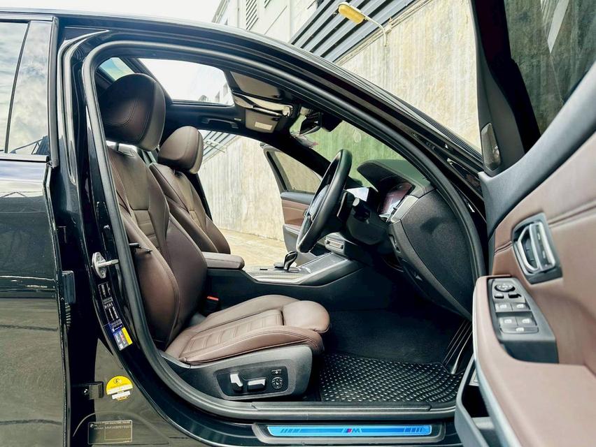 2022 BMW 330e M Sport Plug-in Hybrid โฉม G20 รถสวยใหม่ ราคาประหยัด คุ้มๆ 8