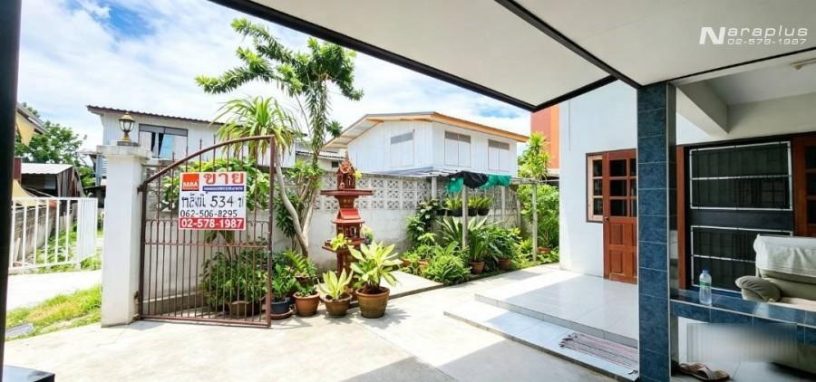 69080498 : ขายถูกบ้านเดี่ยว 2 ชั้น 4 ห้องนอน บนที่ดินขนาด 53.4 ตร.ว. ซ.ศรีโสธรตัดใหม่ 6 ในใจกลางตัวเมืองฉะเชิงเทรา ราคานี้หาไม่ได้อีกแล้ว 3