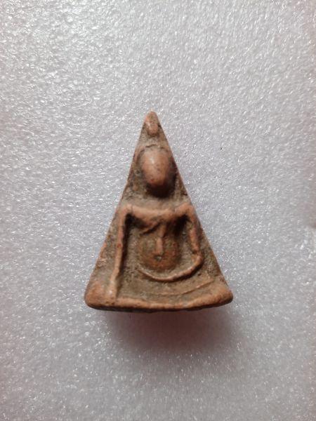 พระนาง​พญา​ไม่ทราบ​ที่