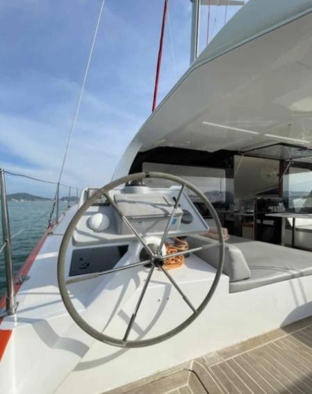 ขายด่วน SAILING CATAMARAN SET MARINE 435-3 CABINS 6