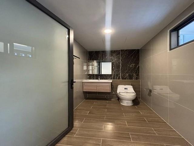 PB5995 ขาย โฮมออฟฟิศ ใหม่มือ1 มีให้เลือกชมหลายยูนิต โครงการ เจ ดับบลิว พาร์ค กรุงเทพกรีฑา 5