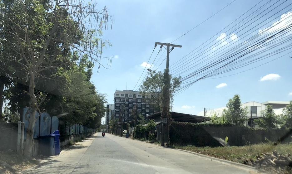 ขายที่ดิน 1 ไร่ ถนนติวานนท์ - ปากเกร็ด ซอย 56 ( ซอยพระแม่มหาการุณย์ 27 ) ปากเกร็ด นนทบุรี 098 7755 808 10