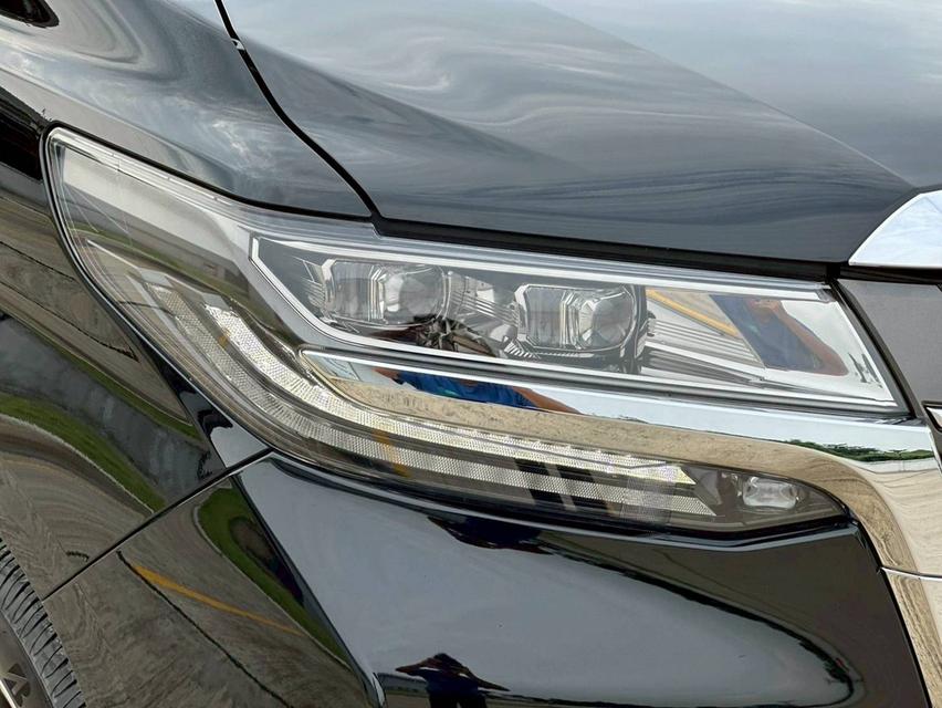 Toyota Alphard 2.5 Hybrid (TMT) MNC 2019