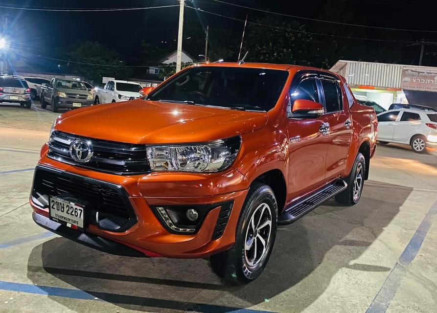 ขายรถมือสอง Toyota Hilux Revo Sportivo 2.4 จังหวัด ชลบุรี