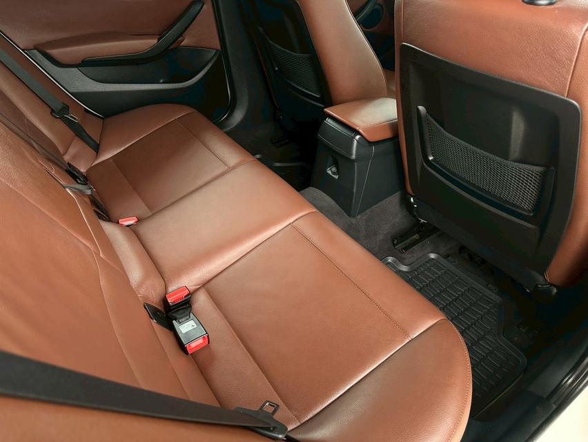 BMW X1 sDrive18i X-Line (E84) 2.0L 16