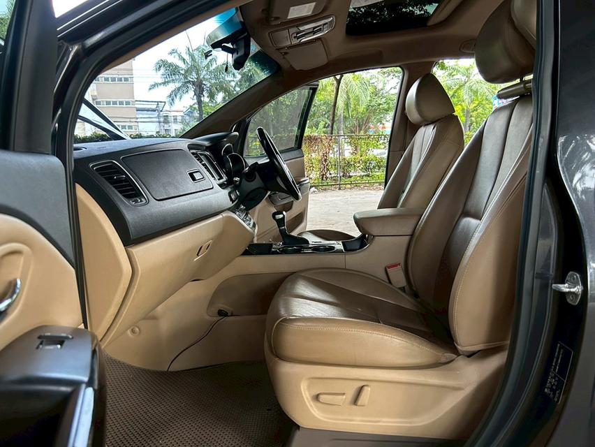KIA Grand Carnival 2.2 SXL ดีเซล AT ปี 2018 17