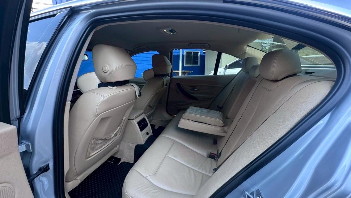 รหัสรถ TPV3330 🎊 BMW 320i 2.0 F30 LUXURY 🎊 2014 15