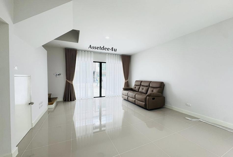 AT594 ให้เช่าทาวน์โฮม 3 ชั้น บ้านกลางเมือง ราชพฤกษ์-สาทร มีเฟอร์นิเจอร์บางส่วน ใกล้เซ็นทรัล เวสต์วิลล์ ใกล้รร.ร่วมฤดีวิเทศศึกษา มีนบุรี (RIS) 2