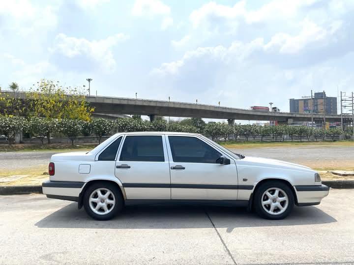 Volvo 850 สีเทา 3