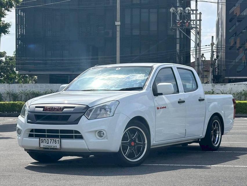 ISUZU D-MAX CAB-4 1.9 Ddi S เกียร์ M/T สีขาว ปี 2019 19