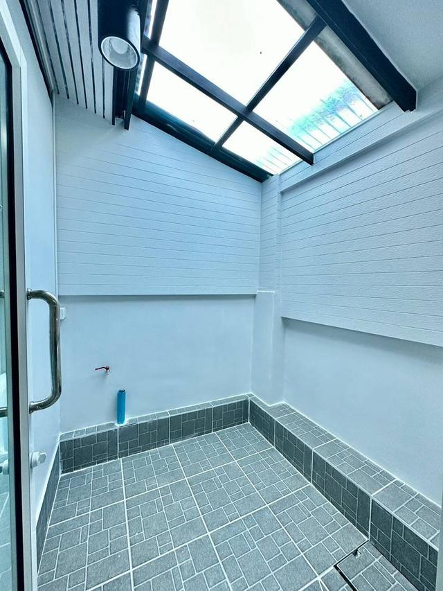 หมู่บ้านบัวทอง2 ติดรถไฟฟ้าสายสีม่วง สถานีคลองบางไผ่ ทาวน์เฮาส์ 2 ชั้น ตกแต่งใหม่พร้อมอยู่ หน้าบ้านไม่ชนใคร ทำเลหน้าสวน 10