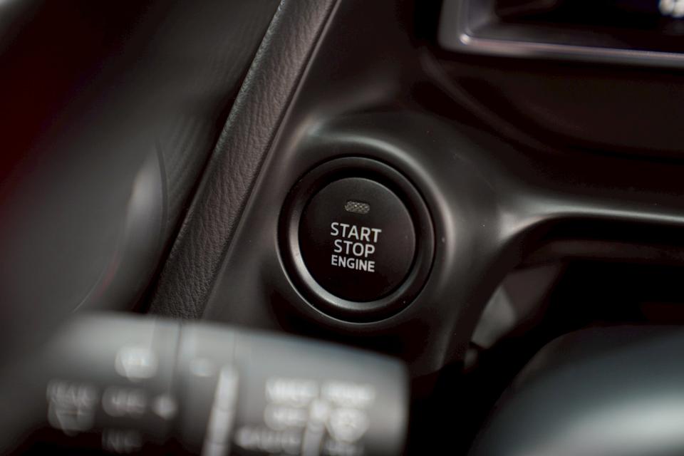 #MAZDA 2 1.3S HATCHBACK AT ปี 2020 จด 2021 ไมล์ 13,000 กม. โทร.0922639576 เอ๋  7