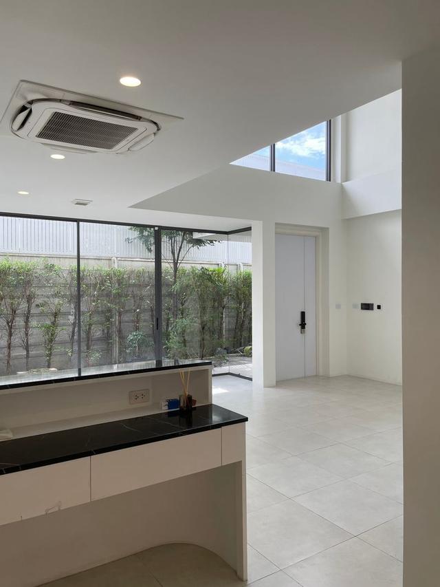 Home Office for Rent** **ARKIN Vibhavadi – Near Don Mueang Airport** Home Office ติดถนนวิภาวดี เพียง **50 เมตร** 6