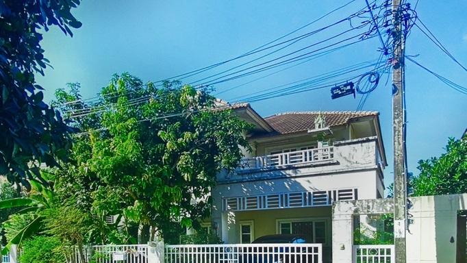 บ้านเดี่ยวบานเลื่อนกระจก มีนบุรี หมู่บ้านปรีชาร่มเกล้า ถนนร่มเกล้า (Preecha Romklao) ทำเลดีมากแต่งสวยพร้อมอยู่ ทำเลดีมาก อยู่ติดถนนใหญ่ร่มเกล้า เยื้อง 14