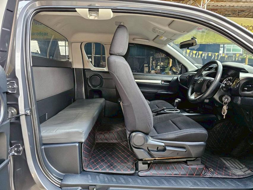 TOYOTA HILUX REVO 2.4 SMARTCAB MID Z-EDITION ปี 23 AT 7
