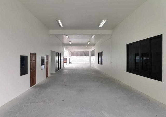 ให้เช่าอาคารสำนักงาน 3 ชั้นพร้อมโกดัง พื้นที่รวม 2,042 ตรม. สุขุมวิท 107 แบริ่ง 15 ใกล้ BTS แบริ่ง MRT ศรีแบริ่ง 3