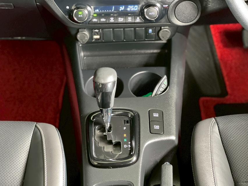 ปี 2021 TOYOTA HILUX REVO 2.4 ROCCO PRERUNNER DOUBLE CAB สีดำ เกียร์ออโต้ ขับ2ไมล์แท้ 50,935 km. 12