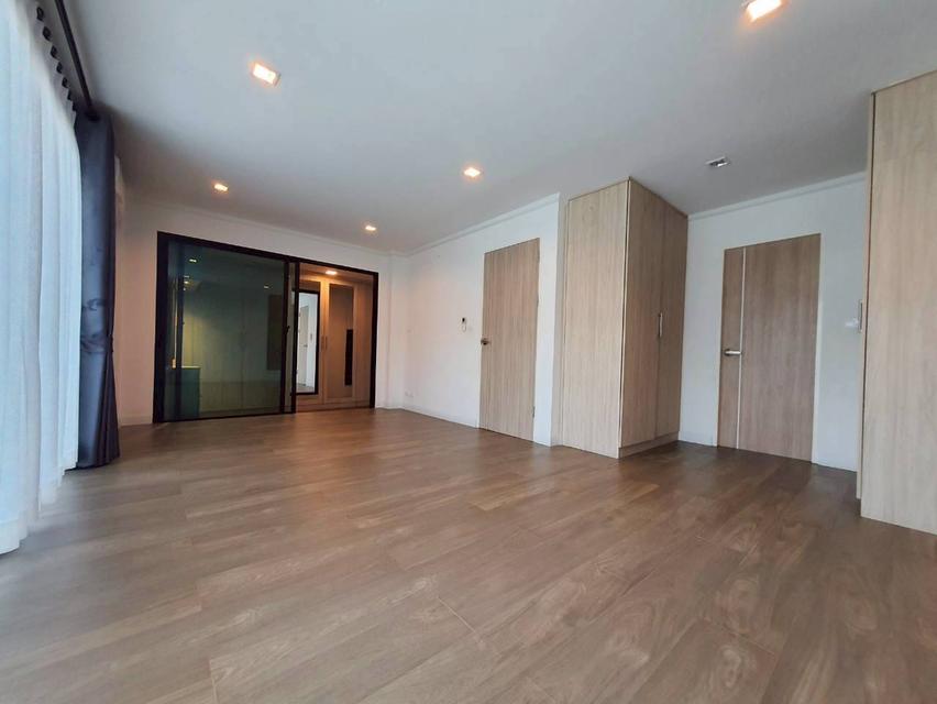 บ้านแฝด ศุภาลัยเอสเซ้นส์ ลาดพร้าว 107 8